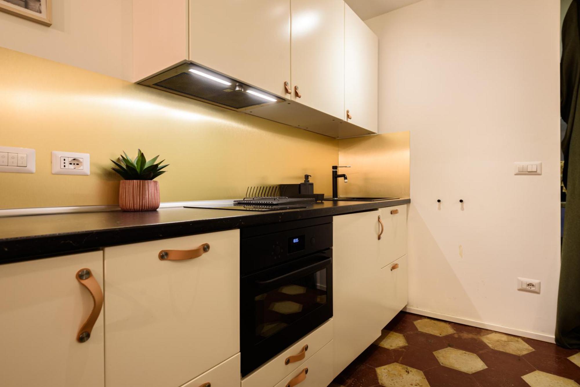 Vico Santa Luciella 20 Villa Наполи Екстериор снимка